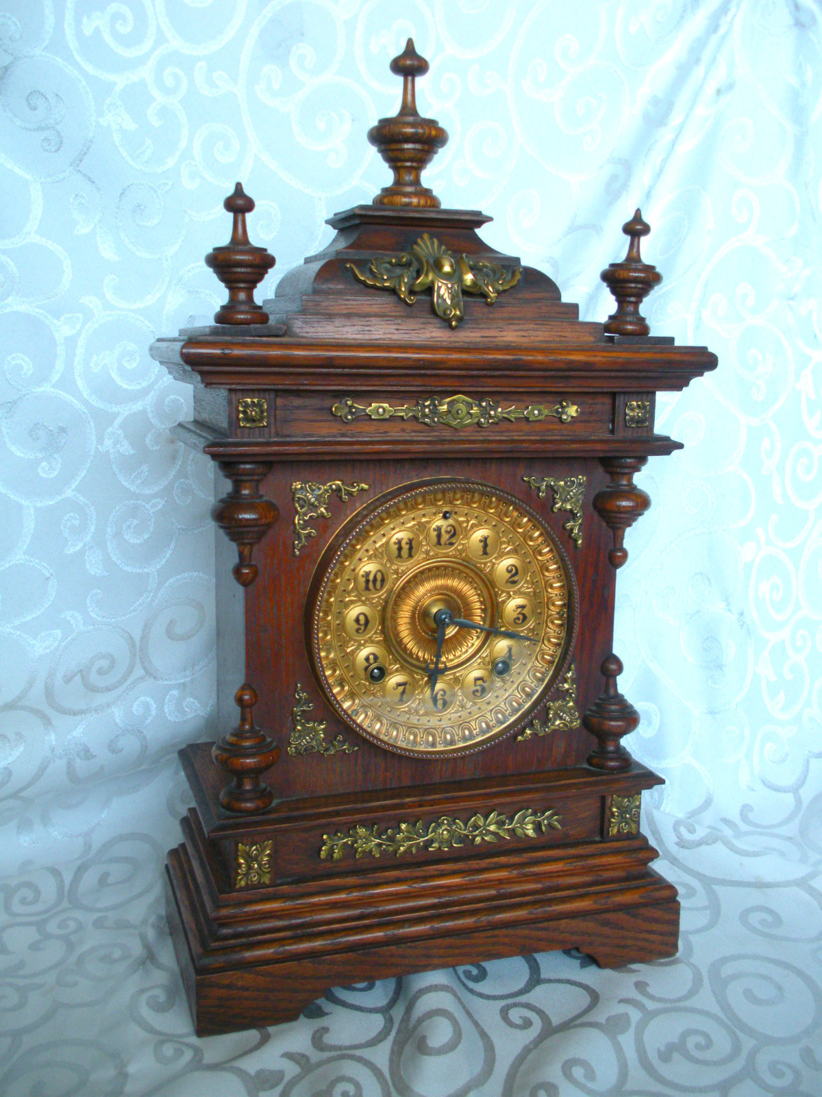 Mantel Clock